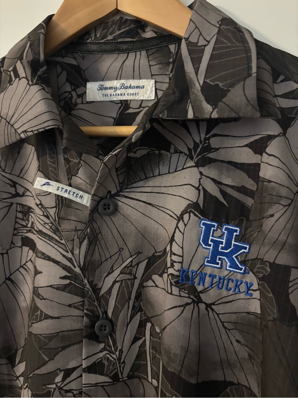 NWT Tommy Bahama Kentucky Wildcats IslandZone Shirt Men's Small S Gray Camp